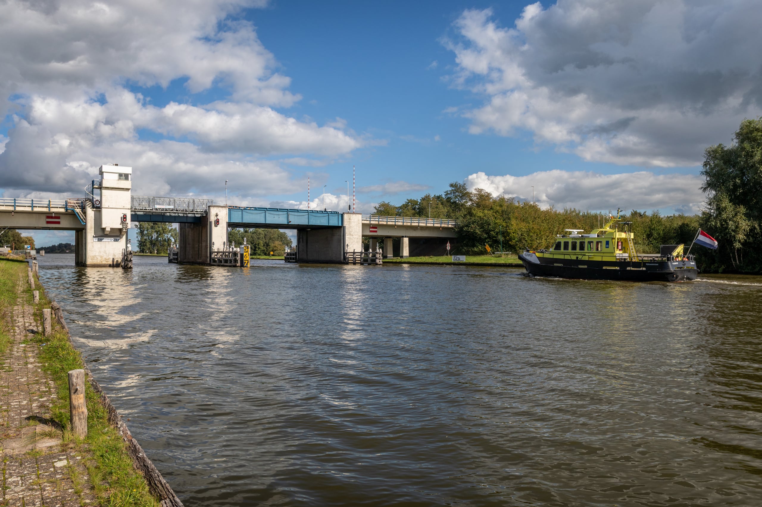 Brug Uitwellingerga